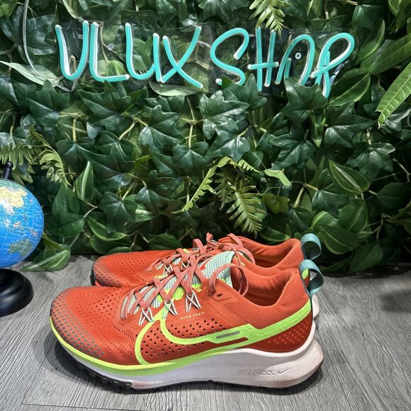 Nike React Pegasus Trail 4 Low Red Athletic Running Shoes DJ6159-801 Womens 8.5 - Picture 4 of 10